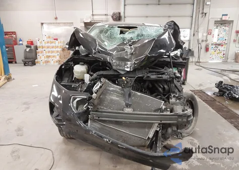 2022 Ford Edge Titanium z USA, uszkodzony, nr VIN 2FMPK4K95NBA94969